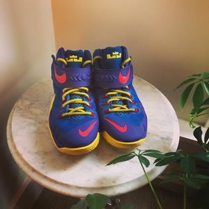 2014 Nike Lebron Soldier VIII Superman Edition